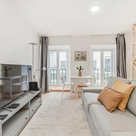 By The River - Alcantara * Lizbona