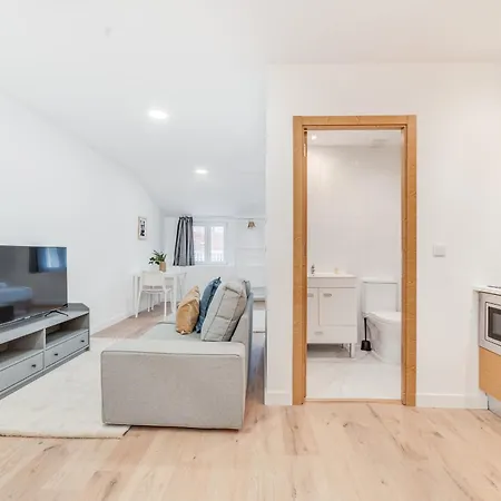 By The River - Alcantara Lizbona