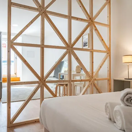 By The River - Alcantara Lizbona