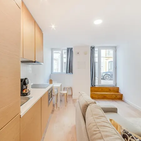 Apartament By The River - Alcantara