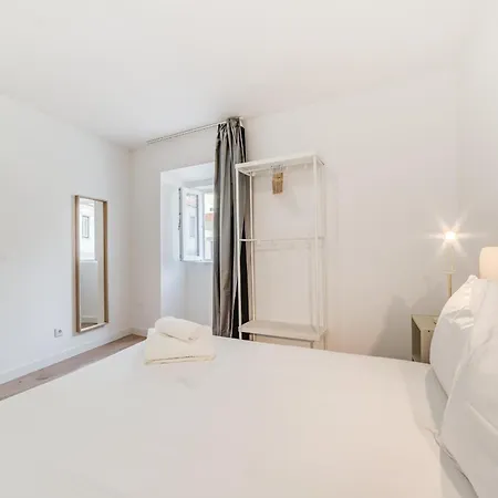 By The River - Alcantara Apartman Lisboa
