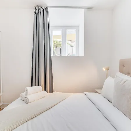 By The River - Alcantara Apartman Lisboa