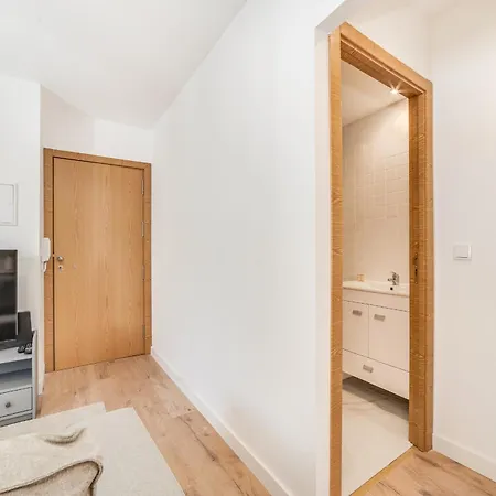 By The River - Alcantara リスボン