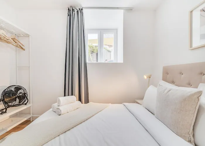 By The River - Alcantara Apartman Lisboa