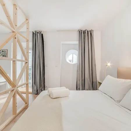 By The River - Alcantara * Lisbona